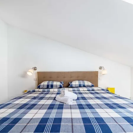 Adriatic Heart Luxury - Six Bedroom With Sea View House *