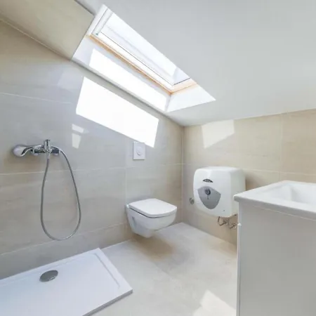 Appartamento Adriatic Heart Luxury - Six Bedroom With Sea View House