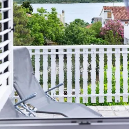 Adriatic Heart Luxury - Six Bedroom With Sea View House *