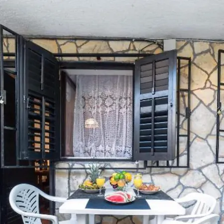 Adriatic Heart Luxury - Six Bedroom With Sea View House